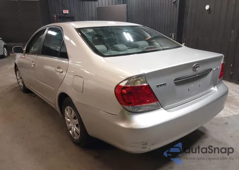 2005 Toyota Camry Le из США, поврежденный, VIN 4T1BE32K25U416492